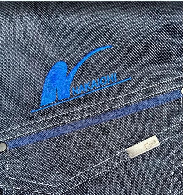 産廃処理業の作業服へのロゴ刺繍